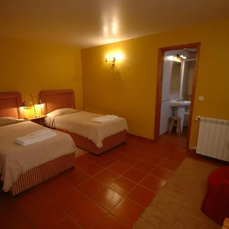 Villa Sleeps 23 With Pool And Wifi