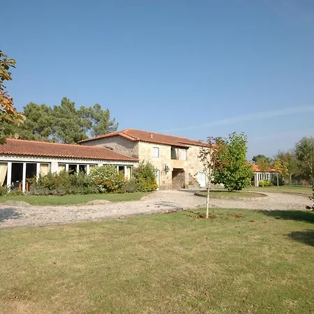 Villa Sleeps 23 With Pool And Wifi Ponte de Lima