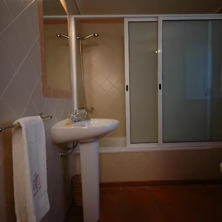 Sleeps 23 With Pool And Wifi *